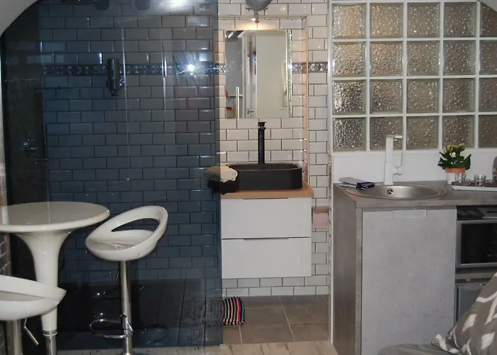 La Petite Piaule - 132 Rouen